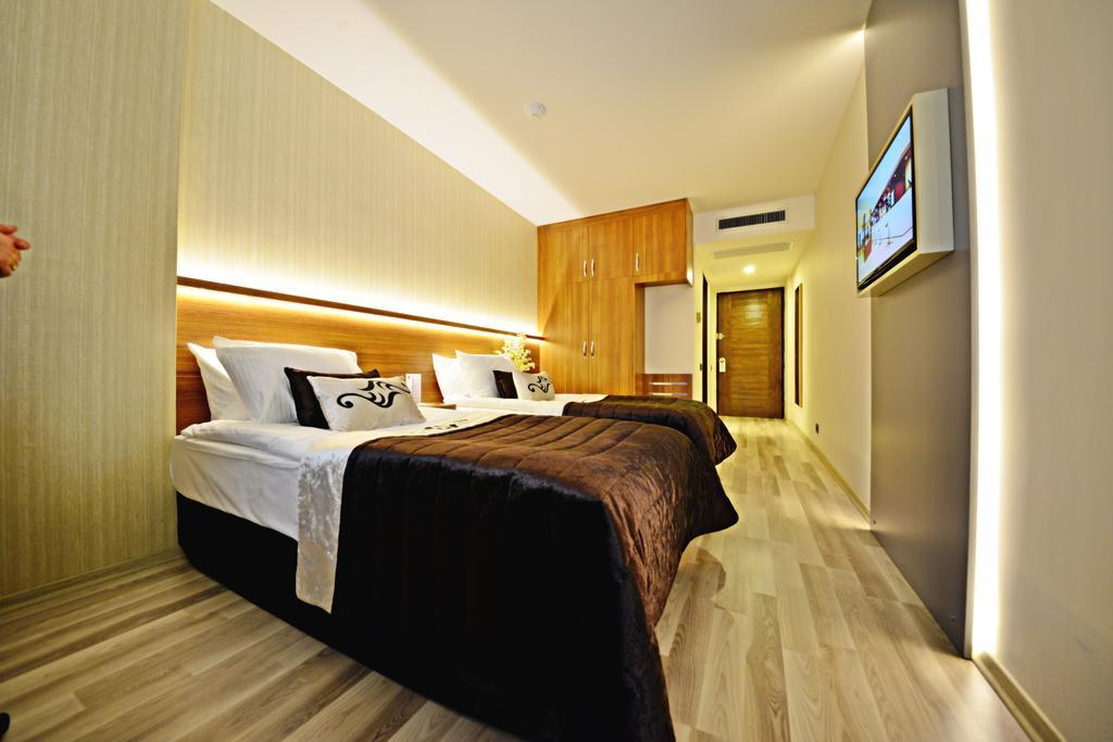 Aksan Hotel İzmir Buitenkant foto