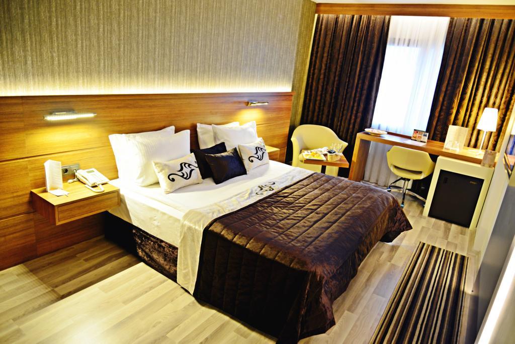 Aksan Hotel İzmir Buitenkant foto