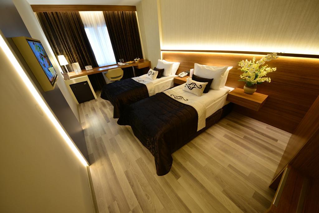 Aksan Hotel İzmir Buitenkant foto