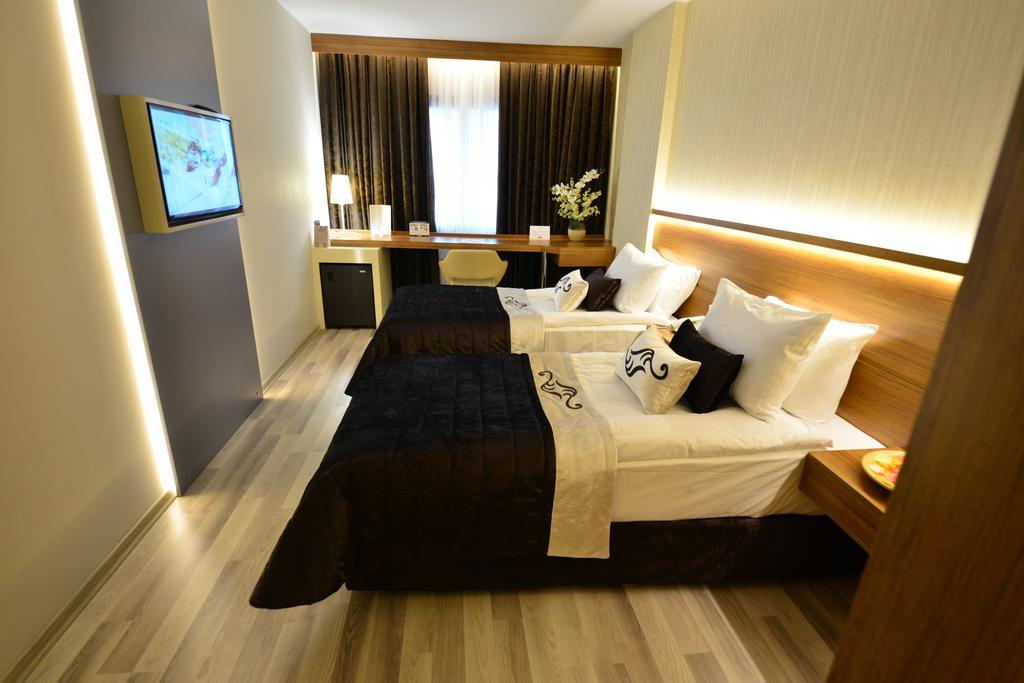 Aksan Hotel İzmir Buitenkant foto