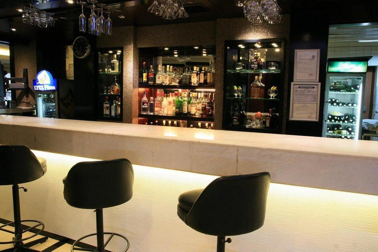 Aksan Hotel İzmir Buitenkant foto