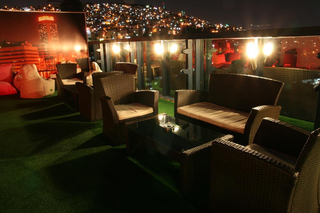 Aksan Hotel İzmir Buitenkant foto